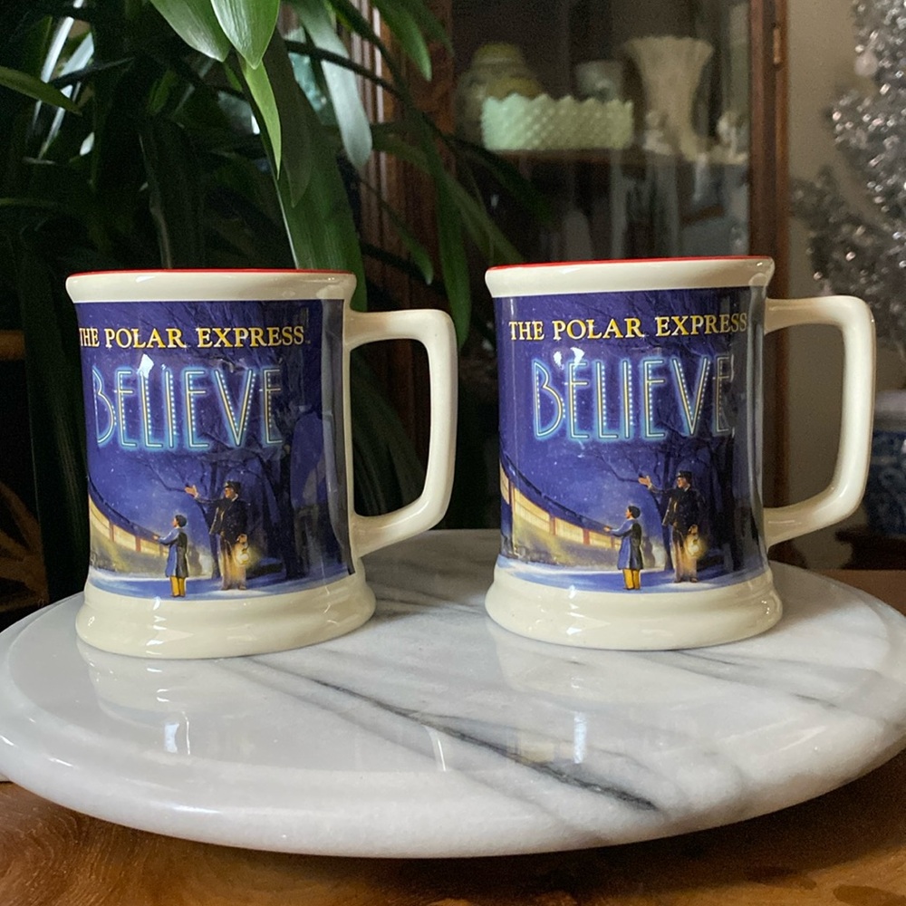 Pair of Polar Express Believe 3D Large Tankard Mugs Warner Bros Entertainment
